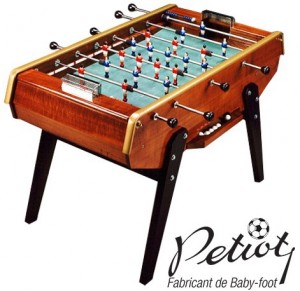 Baby-foot Petiot modèle 200/210